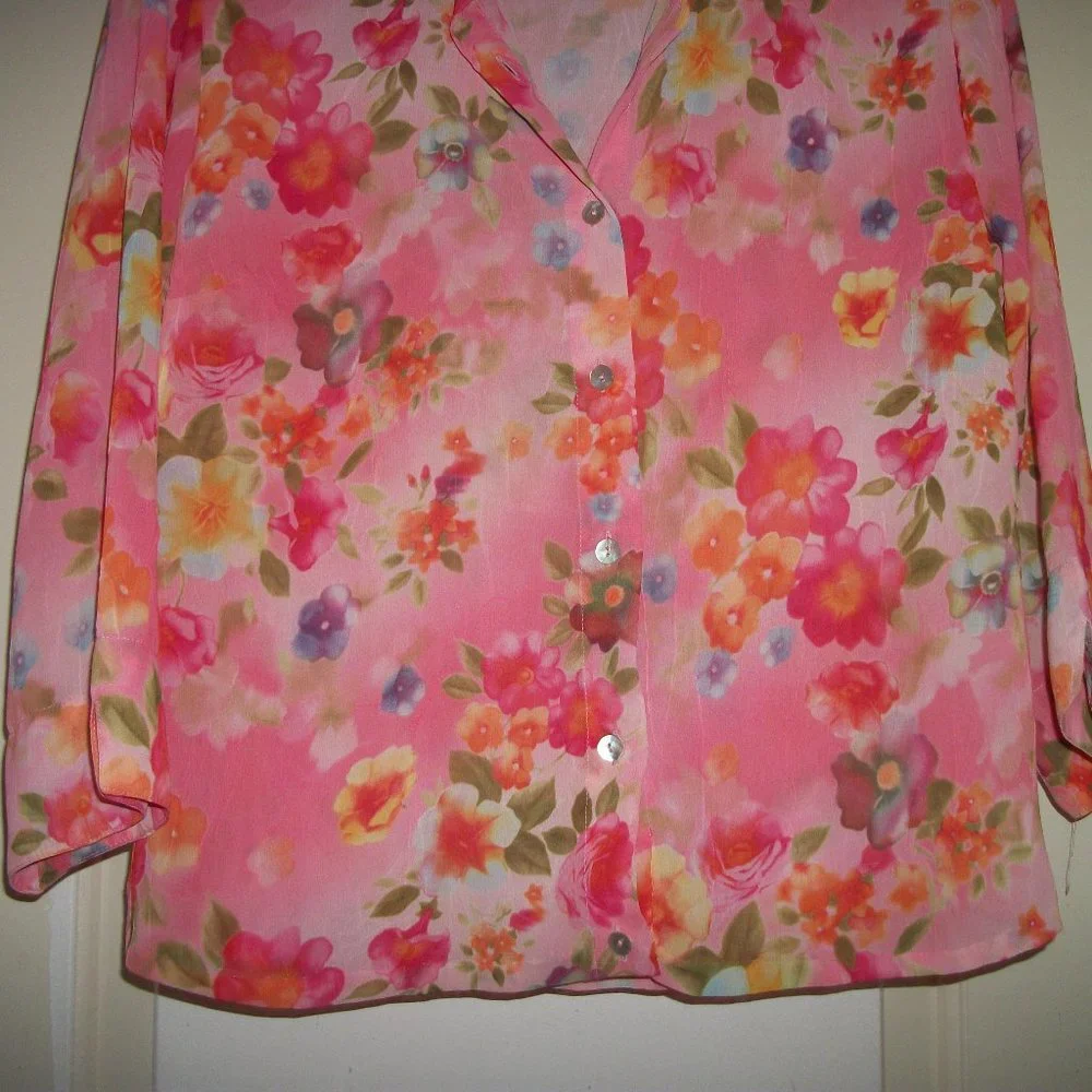 BARBIECORE PRETTY IN PINK BOHO COLORS FLORAL TEXTURE BL M
